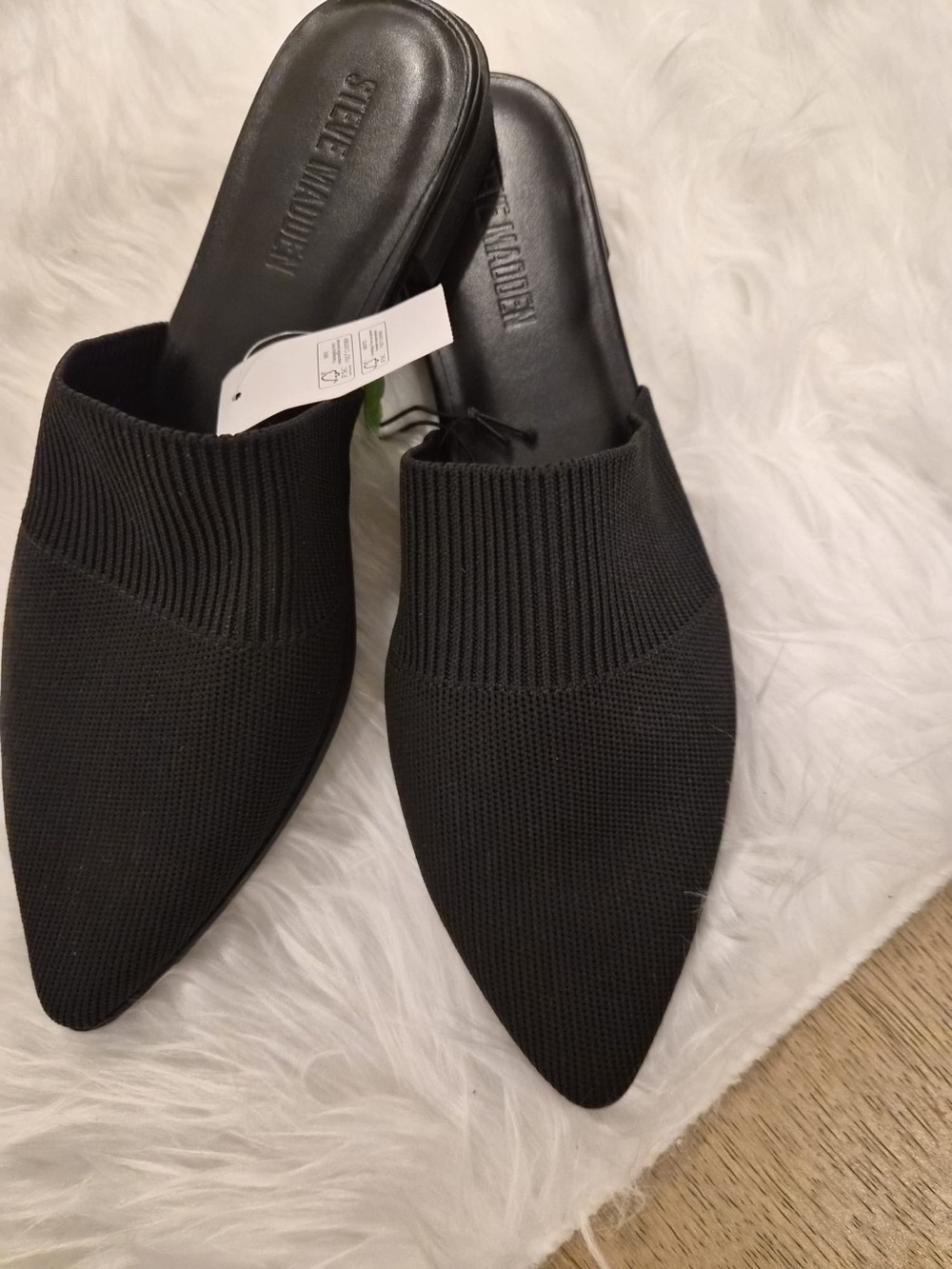 Steve Madden Women’s Black Knit Pointed Mule